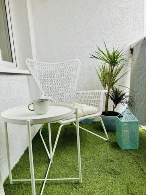 With Balcony Near Bulwary Wislane Wwa67 Apartment Warsaw