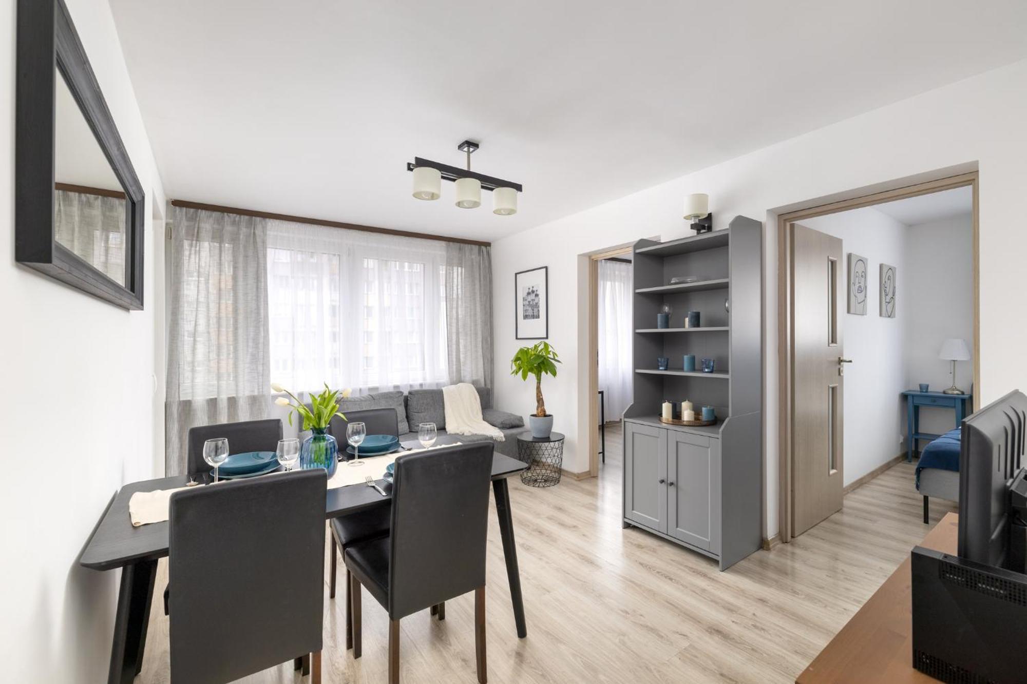 Apartment With Balcony Near Bulwary Wislane Wwa67 Warsaw